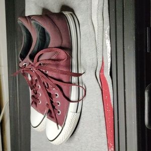 Converse All Star men's size 10 woman size 12 maroon sneakers